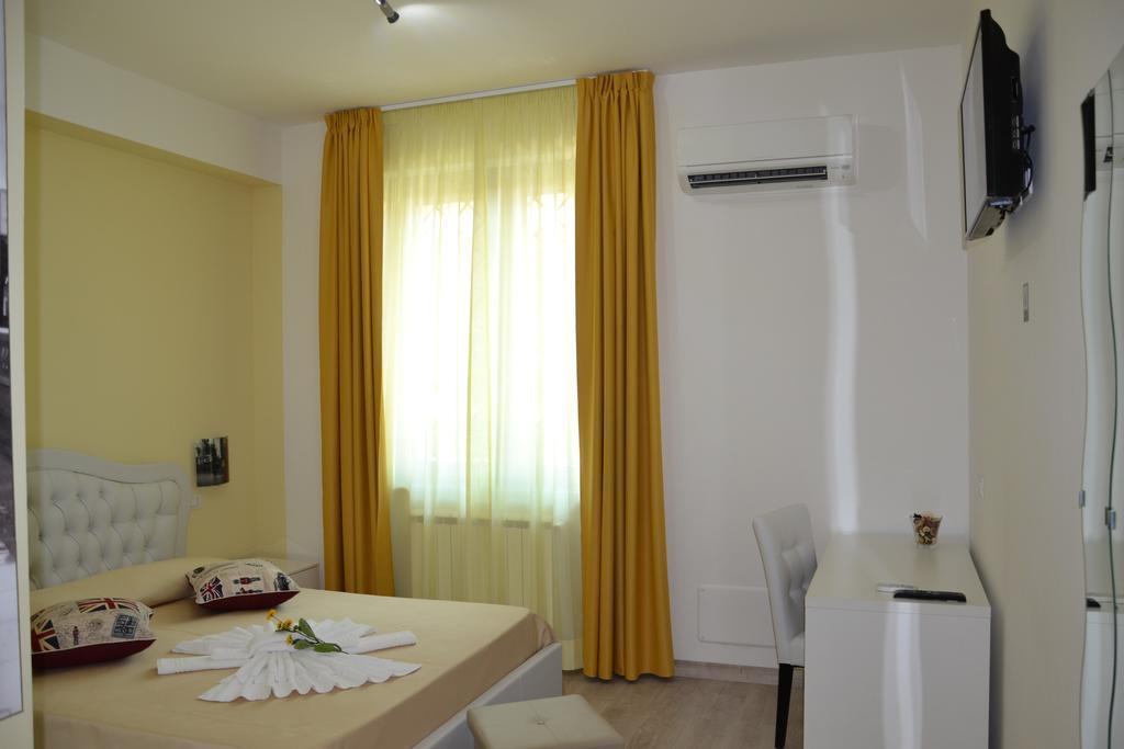 Fly In The World B&B Fiumicino Rum bild