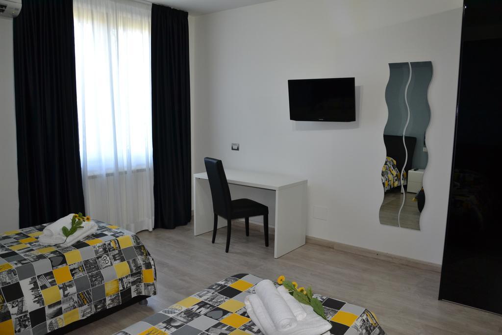 Fly In The World B&B Fiumicino Rum bild